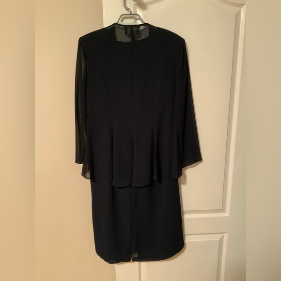 2 piece dress set with detail trim - Picture 1 of 3